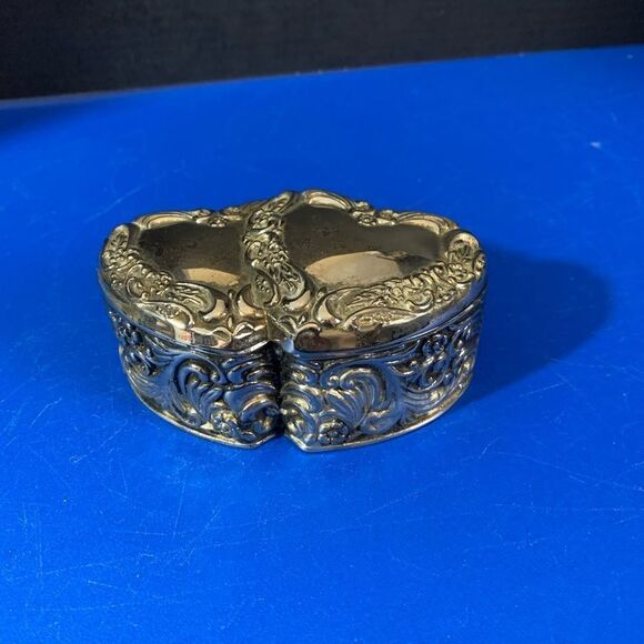 Vintage Double Heart Silver Trinket Box - Picture 1 of 5